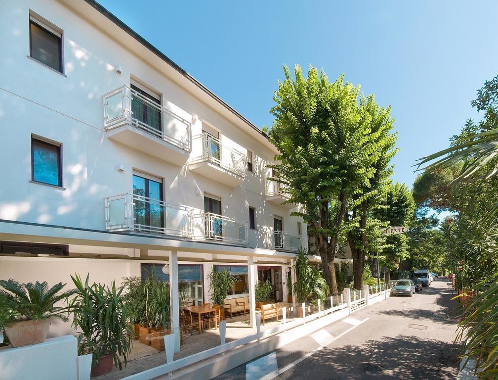Hotel Trieste 切尔维亚 外观 照片